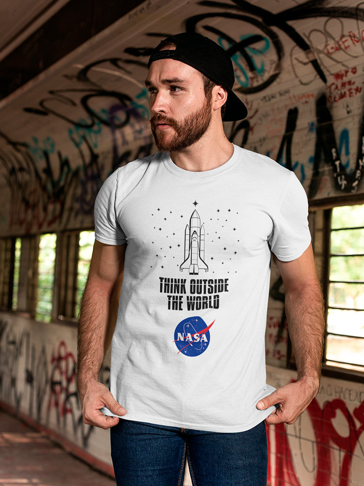 NASA Logo Space Shuttle Think Outside The World Quote Men's T-shirt