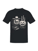 Retro Halloween Vibes: Spooky Skull TV Men's T-shirt