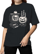 Retro Halloween Vibes: Spooky Skull TV Women's T-shirt