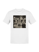 Bowling Penguins Vintage Scene Men's T-shirt