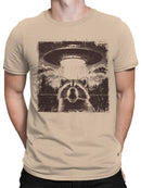 Raccoon Meets UFO Adventure Men's T-shirt