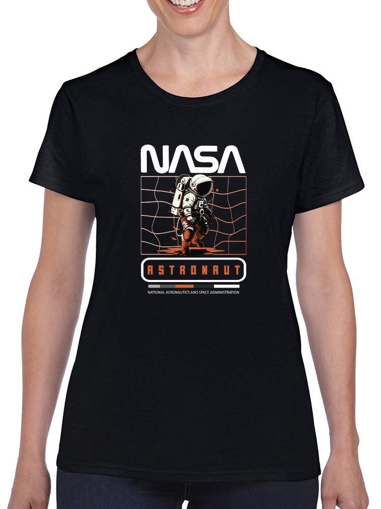 Nasa Astronaut Distorsion T-shirt -SmartPrintsInk Designs