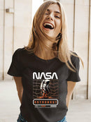 Nasa Astronaut Distorsion T-shirt -SmartPrintsInk Designs