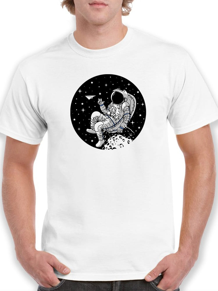 Astronaut In Space. T-shirt -SmartPrintsInk Designs