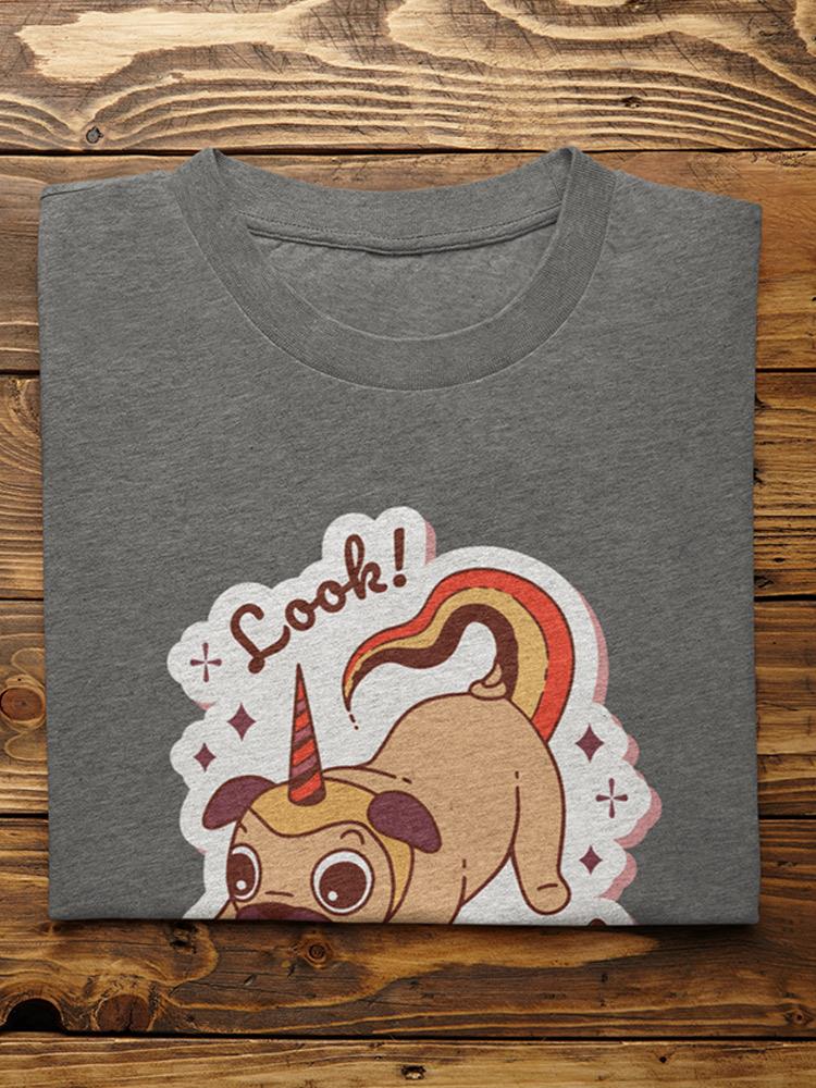 Look! I'm A Unicorn. Pug T-shirt -SmartPrintsInk Designs