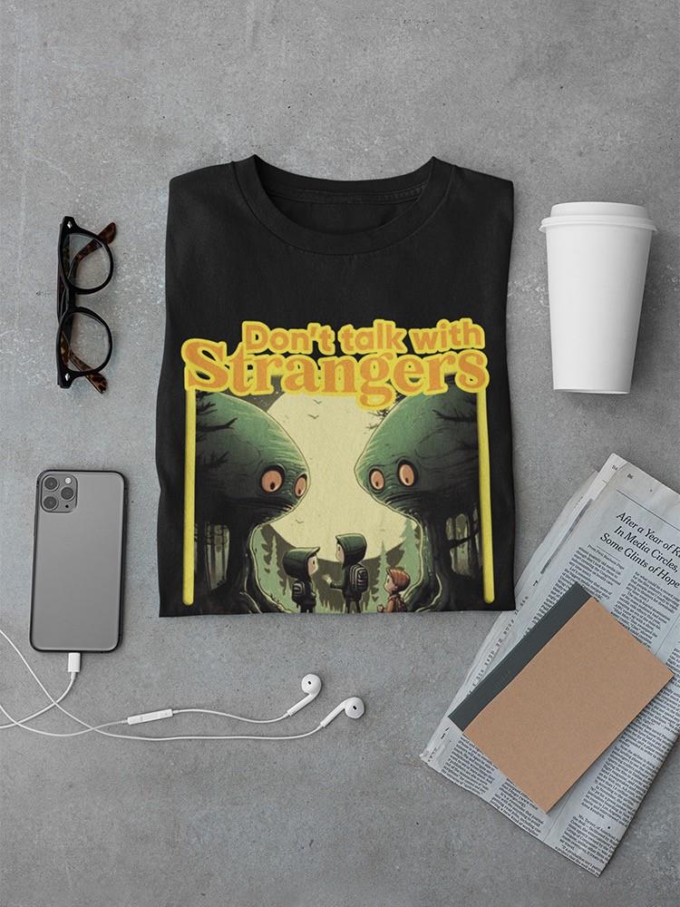 Scary Aliens: Fear The Unknown! T-shirt -SmartPrintsInk Designs