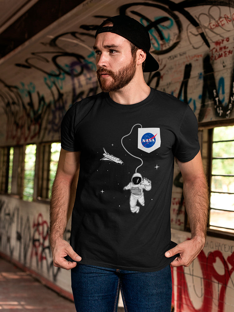 Nasa Astronaut In Space Men's T-shirt