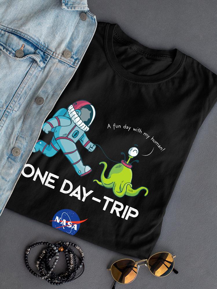 Nasa Astronaut W Pet Alien Shaped T-shirt -NASA Designs