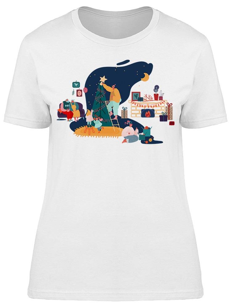A Family On Christmas Tee Women's -Image by Shutterstock