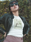 Hinia Vareigata T-shirt -A. Descubes Designs